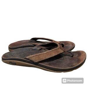 Women’s Chaco Leather Flip-Flops